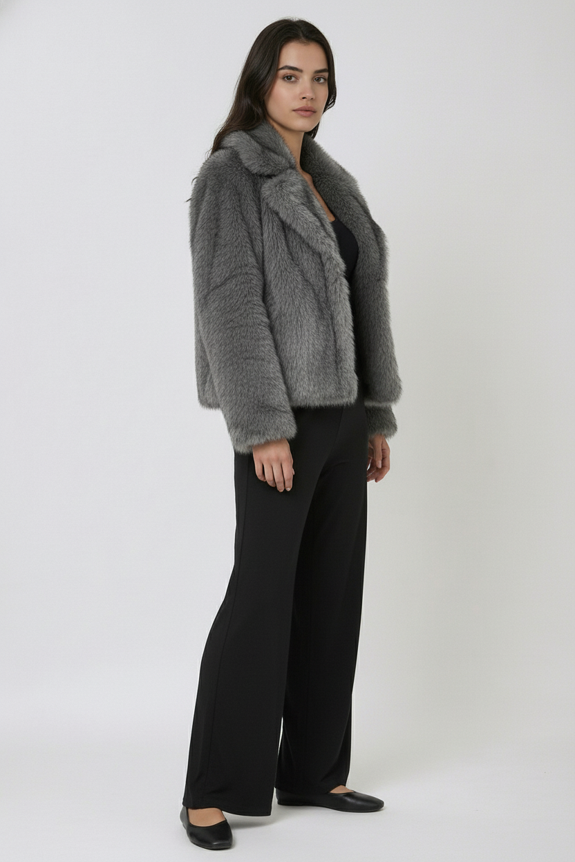 Isabelle – Luxe Imitatiebont Winterjas