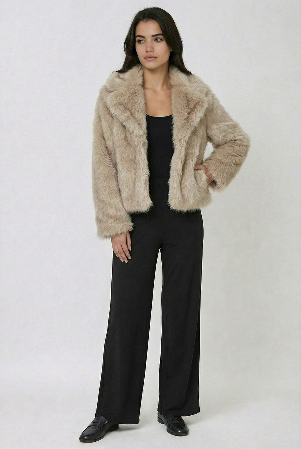 Isabelle – Luxe Imitatiebont Winterjas