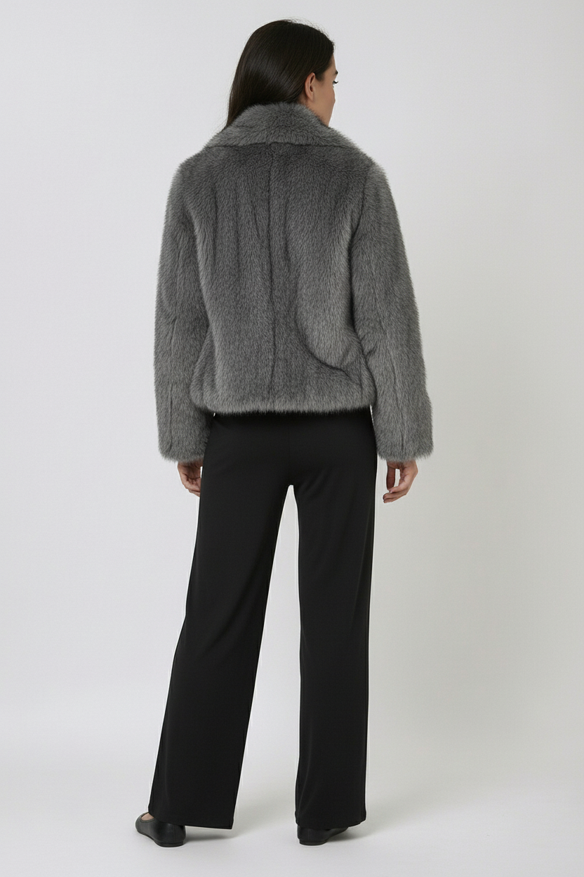 Isabelle – Luxe Imitatiebont Winterjas