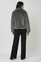 Isabelle – Luxe Imitatiebont Winterjas